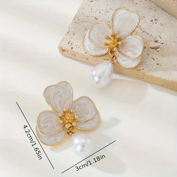 Flower Pearl Drop Earrings – Gold & White Statement Jewelry - Picture 6 of 10